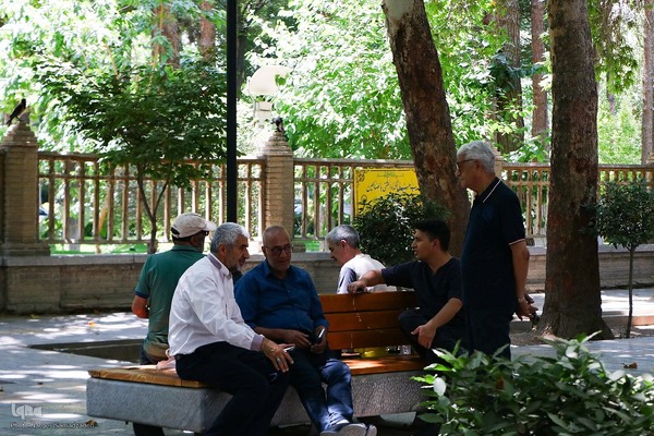 اصفهان در تکاپوی زندگی روزمره