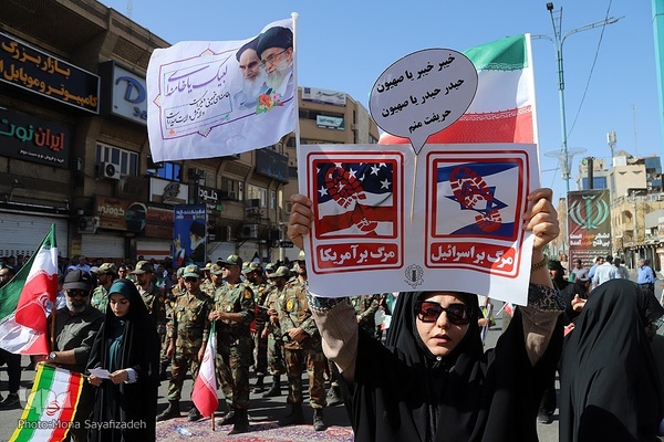 تشییع پیکر شهدای راه وطن در اهواز