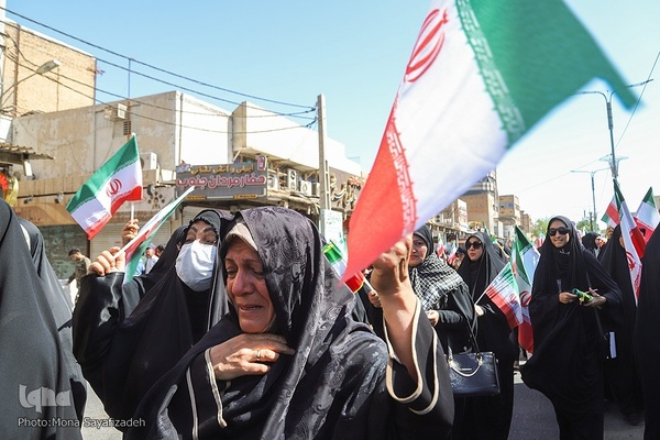 تشییع پیکر شهدای راه وطن در اهواز