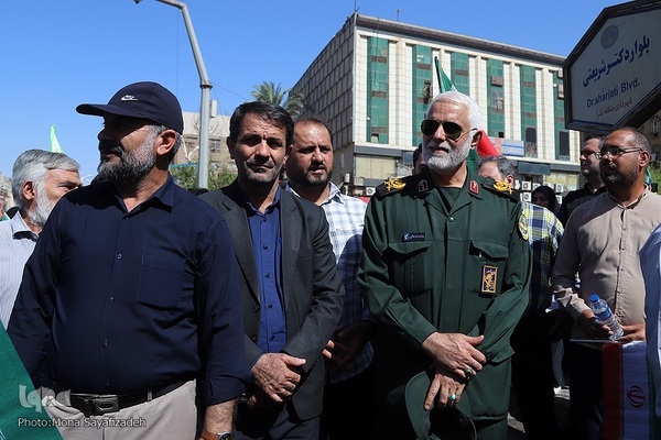 تشییع پیکر شهدای راه وطن در اهواز