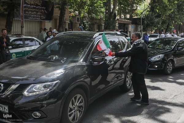 تجمع اعتراضی خانواده شهدا و ایثارگران در محکومیت حملات رژیم صهیونیستی و آمریکا