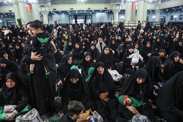 مراسم شیرخوارگان حسینی در تهران