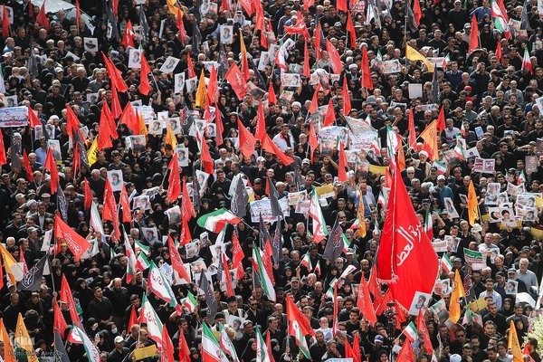 تشییع پیکر ۶۰ شهید اقتدار در تهران