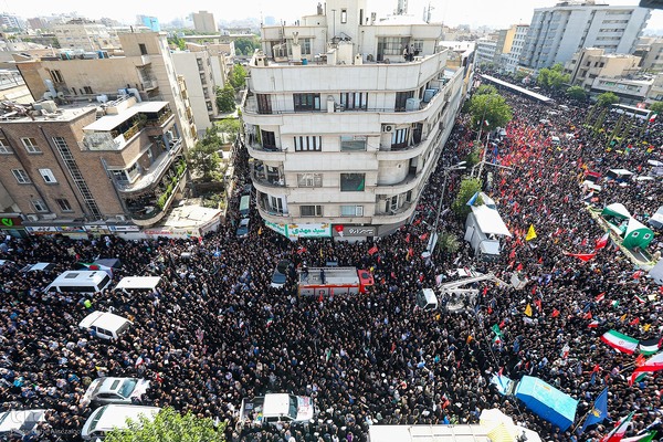 تشییع پیکر ۶۰ شهید اقتدار در تهران