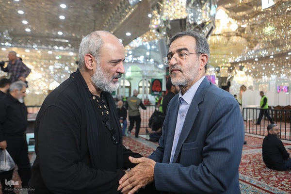 تشییع و خاکسپاری پیکر شهید طهرانچی و همسرش در صحن حرم حضرت عبدالعظیم (ع)