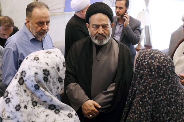 دیدار صمیمی سرپرست حجاج ایرانی با زائران کشورمان