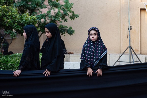 سنت روضه خانگی در خانه تاریخی شیخ‌الاسلام اصفهان