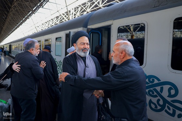 ورود سرپرست حجاج ایرانی به کشور