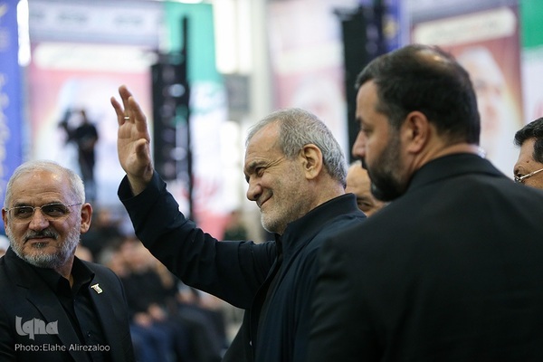 آئین بزرگداشت شهدای اقتدار ایران