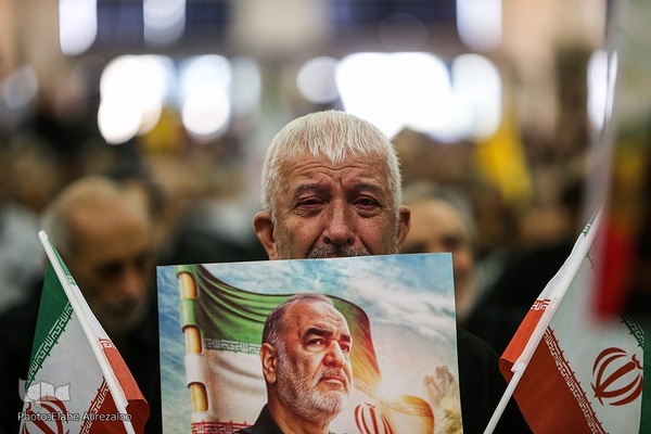 آئین بزرگداشت شهدای اقتدار ایران