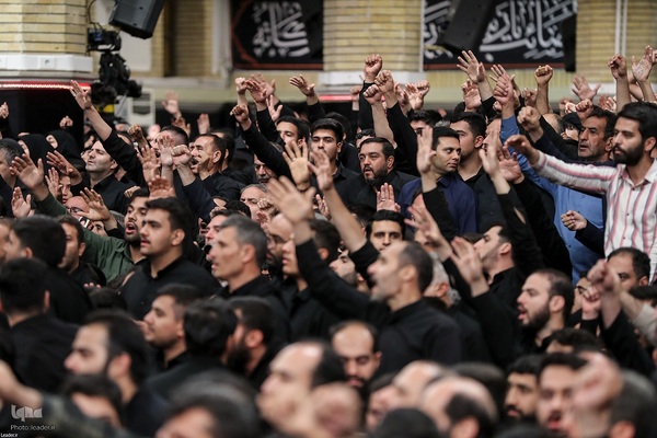 اولین شب مراسم عزاداری سید و سالار شهیدان(ع) در حسینیه امام خمینی(ره)