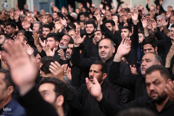 مراسم عزاداری شب هشتم محرم ۱۴۴۷ در حسینیه امام خمینی