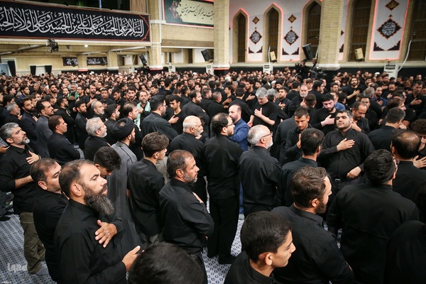 مراسم عزاداری شب تاسوعا در حسینیه امام خمینی(ره)