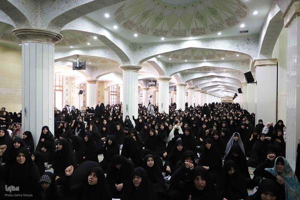 حضور رییس جمهور دکتر پزشکیان در نماز ظهر عاشورا در تبریز