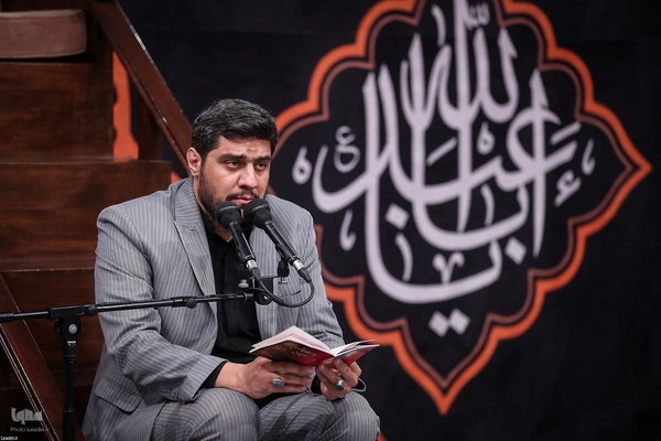 مراسم عزاداری شام غریبان در حسینیه امام خمینی(ره)