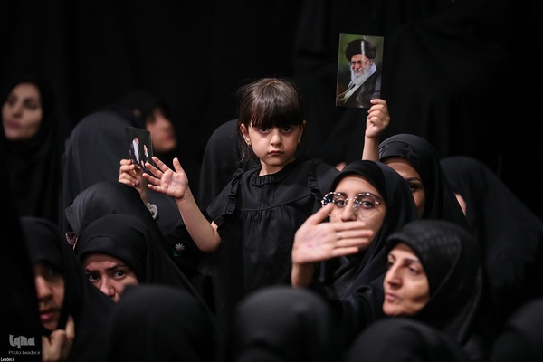 مراسم عزاداری شام غریبان در حسینیه امام خمینی(ره)