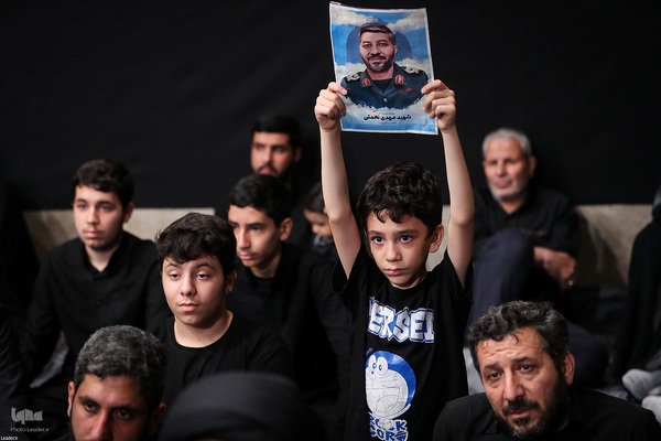 مراسم عزاداری شام غریبان در حسینیه امام خمینی(ره)