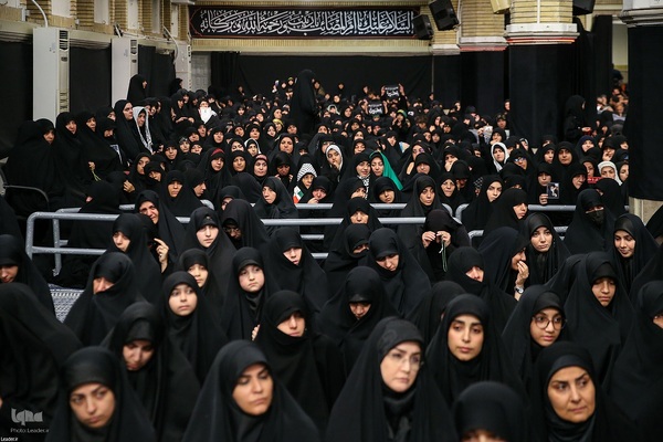 مراسم عزاداری شام غریبان در حسینیه امام خمینی(ره)