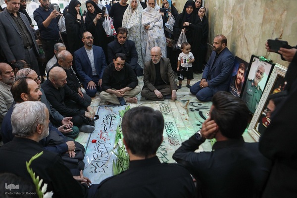 حضور جامعه قرآنی بر مزار شهیدان سلامی و طهرانچی