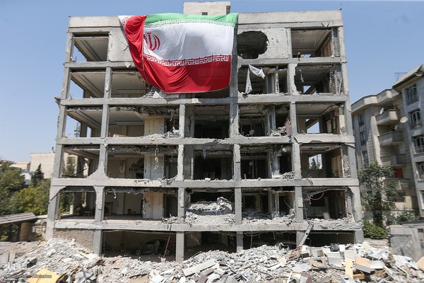 سکوت ویرانه ها،فریاد حقیقت است