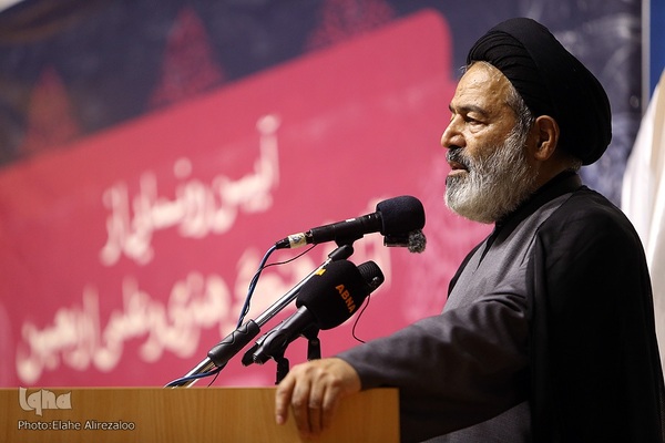 آئین رونمایی از آثار فرهنگی و علمی اربعین