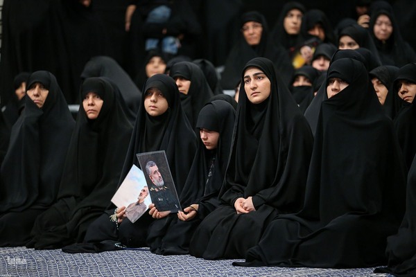 مراسم بزرگداشت شهدای جنگ تحمیلی اخیر با حضور رهبر انقلاب