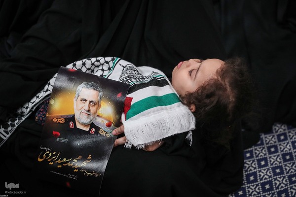 مراسم بزرگداشت شهدای جنگ تحمیلی اخیر با حضور رهبر انقلاب