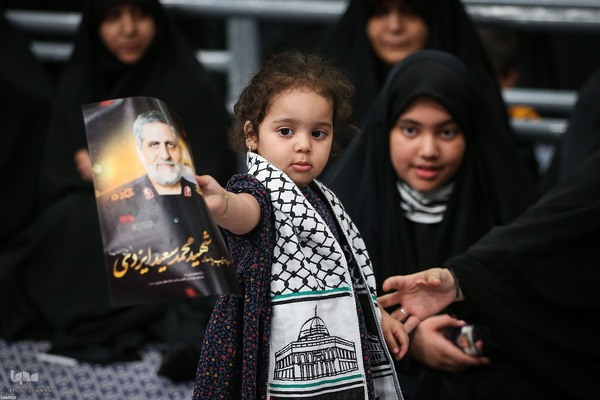 مراسم بزرگداشت شهدای جنگ تحمیلی اخیر با حضور رهبر انقلاب