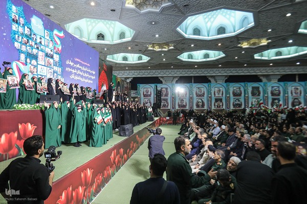 مراسم باشکوه اربعین شهدای اقتدار جنگ تحمیلی ۱۲ روزه