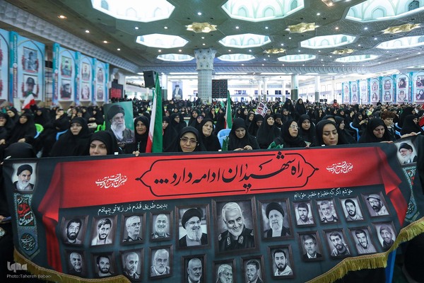 مراسم باشکوه اربعین شهدای اقتدار جنگ تحمیلی ۱۲ روزه