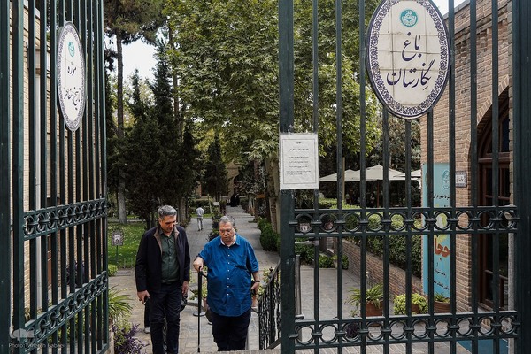 
دمی با جانِ جوانِ بخارا
