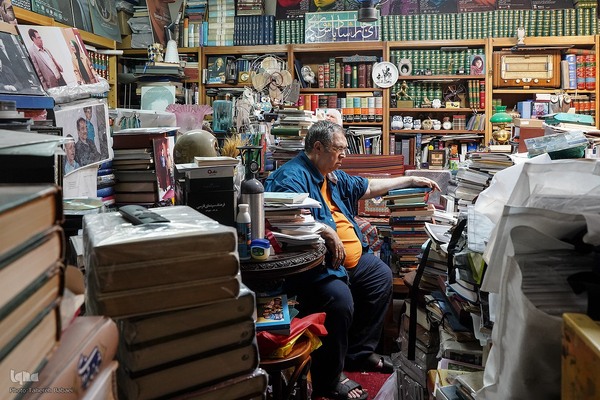 
دمی با جانِ جوانِ بخارا
