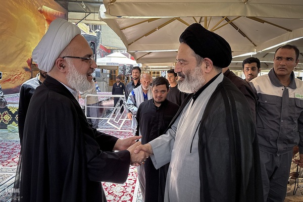 بازدید میدانی مسئولان حج و زیارت از خدمات به زائران در شهر مقدس سامرا