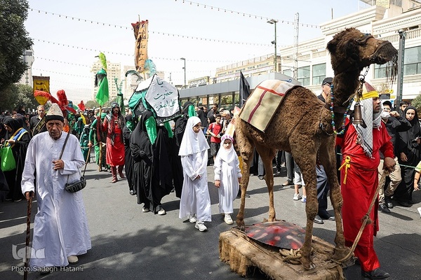 مراسم آیینی جاماندگان اربعین حسینی در مشهد