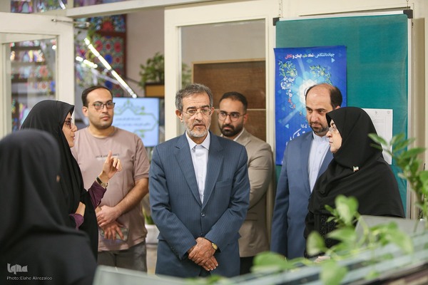 بازدید سخنگوی دولت از خبرگزاری ایکنا