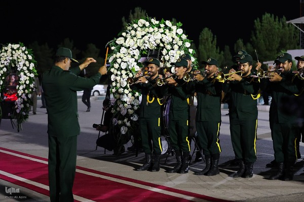 مراسم استقبال از پیکر استاد محمود فرشچیان در اصفهان