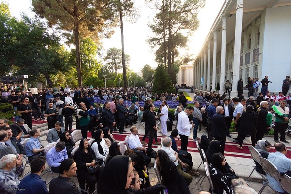 بدرقه پیکر استاد فرشچیان به خانه ابدی