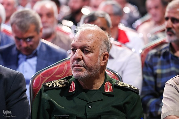 آیین بزرگداشت استاد فرشچیان در اصفهان