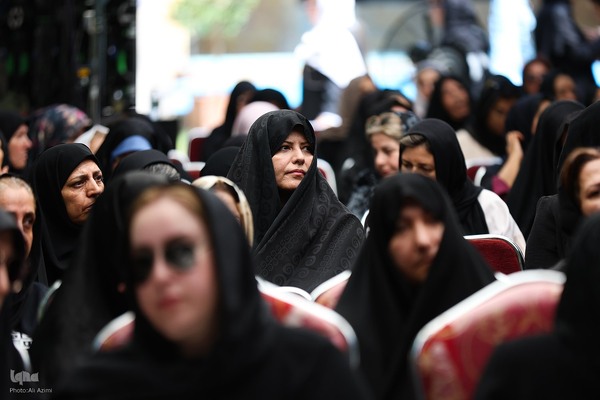 آیین بزرگداشت استاد فرشچیان در اصفهان