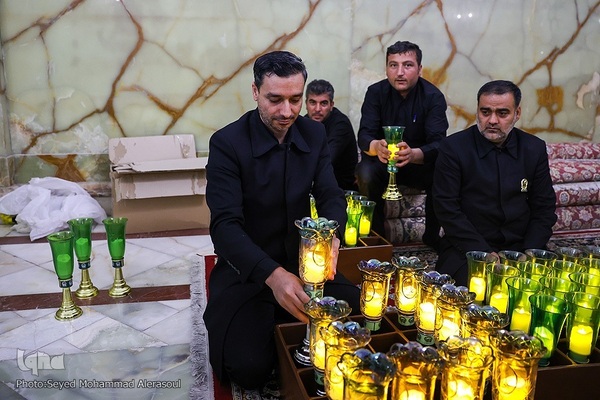 مراسم خطبه‌خوانی شب شهادت امام رضا(ع) در حرم رضوی