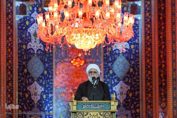 مراسم خطبه‌خوانی شب شهادت امام رضا(ع) در حرم رضوی