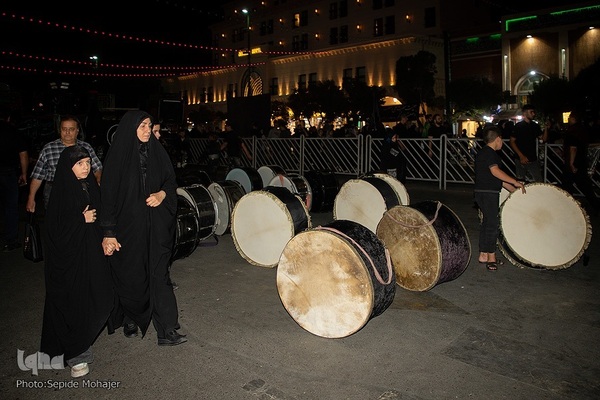 عزاداری شب شهادت امام رضا(ع) در مشهد