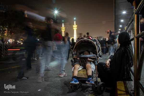 عزاداری شب شهادت امام رضا(ع) در مشهد