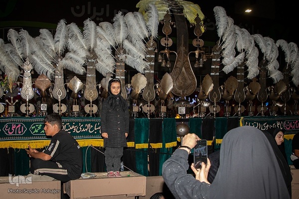 عزاداری شب شهادت امام رضا(ع) در مشهد