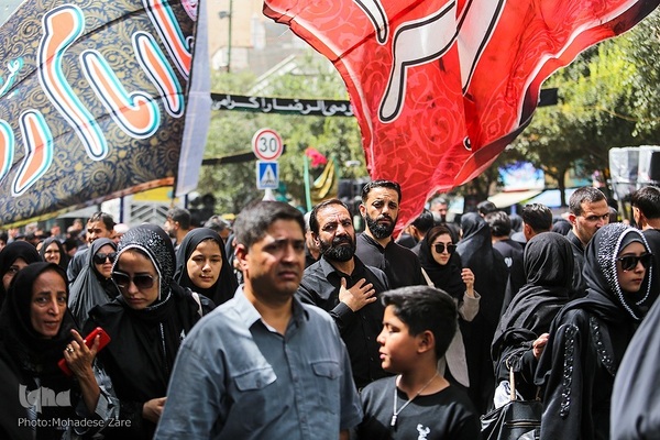 دل‌های عاشق در ماتم علی بن موسی الرضا(ع)