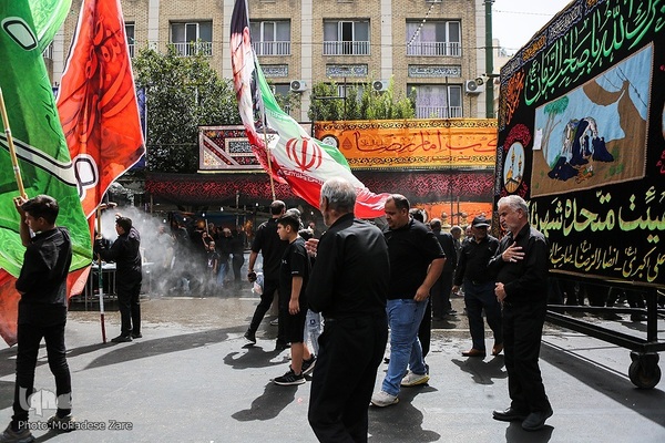 دل‌های عاشق در ماتم علی بن موسی الرضا(ع)