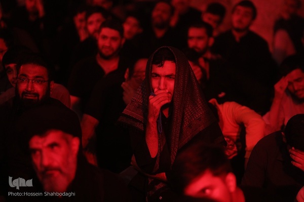 عزاداری شب شهادت امام حسن عسکری در مسجد مقدس جمکران