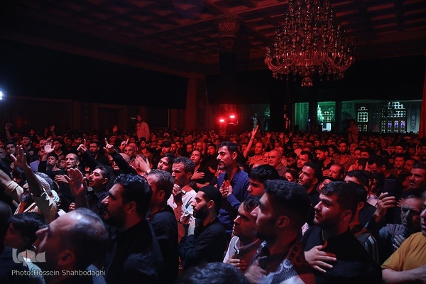 عزاداری شب شهادت امام حسن عسکری در مسجد مقدس جمکران