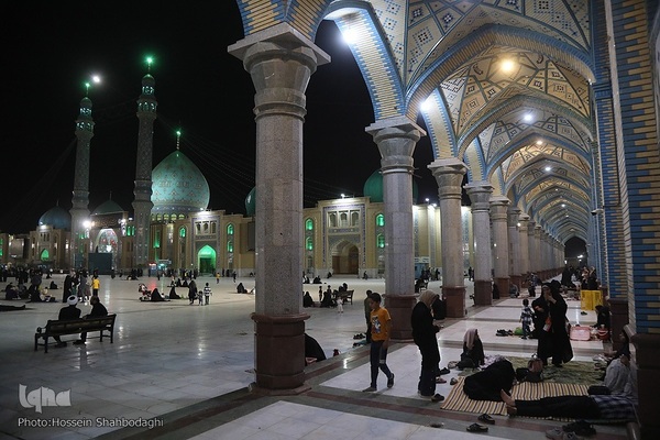 عزاداری شب شهادت امام حسن عسکری در مسجد مقدس جمکران