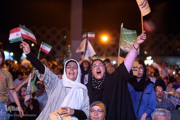 جشن‌ «عید بیعت» در میدان امام حسین(ع)